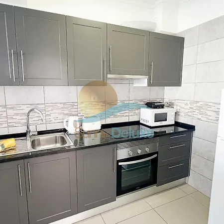 Oura Areiasol By Sunny Deluxe Apartman *